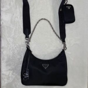 Prada Re-Edition 2005 Re-Nylon bag DUST BAG & AUTHENTICITY CARD INCLUDED